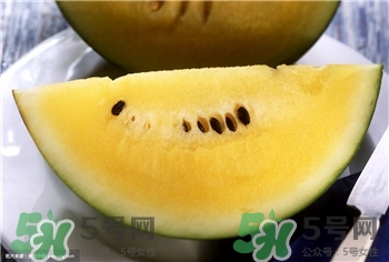 黄西瓜是转基因西瓜吗,黄心西瓜是转基因吗