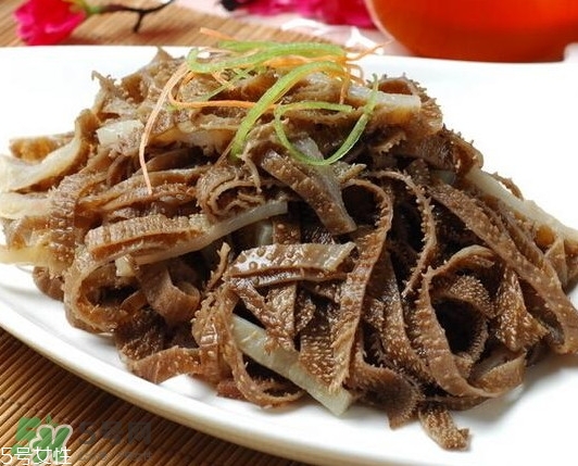 北京爆肚是羊肚还是牛肚,老北京爆肚是羊肚还是牛肚