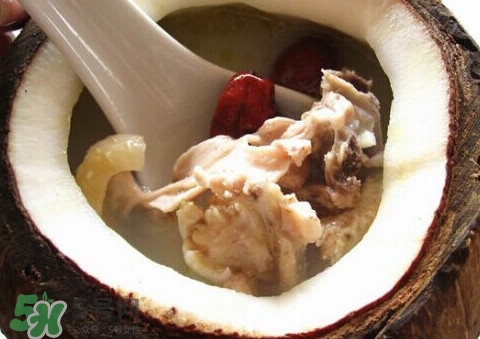 椰子鸡要什么配料,椰子鸡需要什么配料