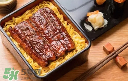 鳗鱼饭是怎么做的,鳗鱼饭的鳗鱼怎么做