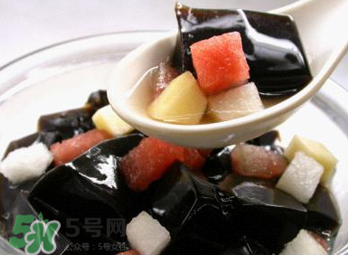 龟苓膏是什么做的真的有乌龟吗,龟苓膏粉什么牌子好 龟苓膏是什么做的真的有乌龟吗,龟苓膏粉什么牌子好