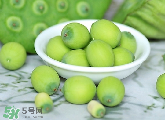 莲蓬怎么吃 莲蓬的常见吃法,莲蓬怎么吃