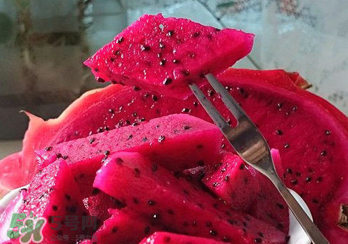 红心火龙果的功效和作用,红心火龙果的功效和作用和白心火龙果的区别