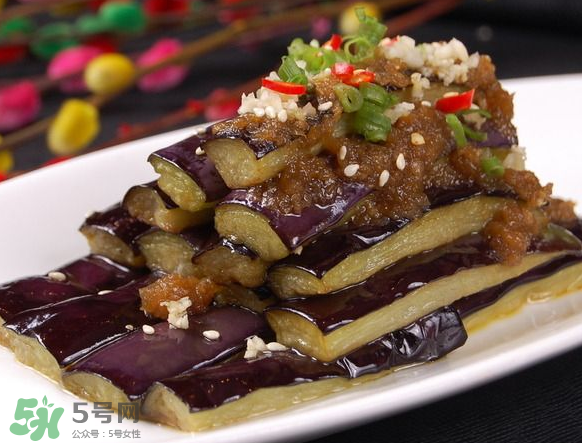 辣椒拌茄子的做法,辣椒拌茄子的做法窍门