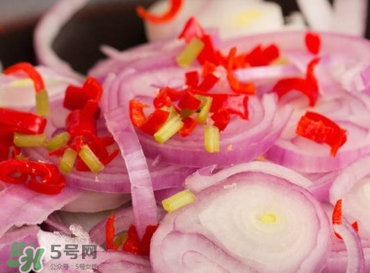 青椒炒洋葱的做法,辣椒炒洋葱