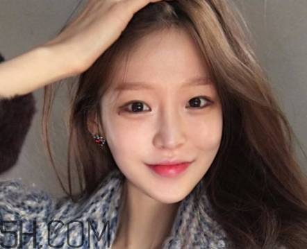 口红怎么涂好看(口红怎么涂好看步骤) 口红怎么涂好看(口红怎么涂好看步骤)