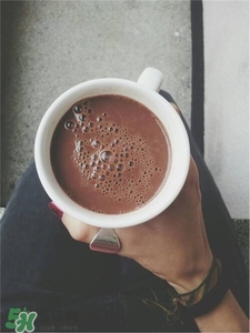 一杯热可可的热量,热可可的热量高吗