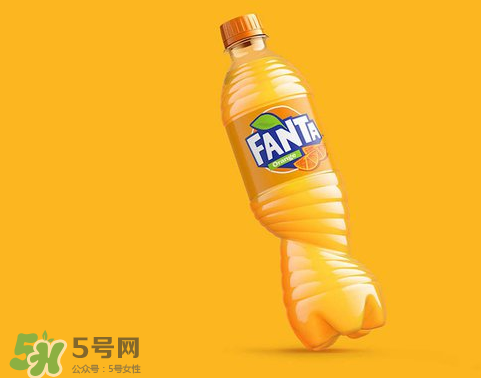 芬达瓶子设计理念,芬达扭扭瓶广告