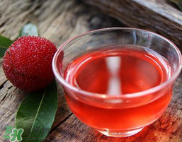 自己泡制的杨梅酒可以带上火车吗,杨梅酒可以带上火车吗?