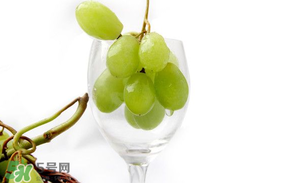 提子是上火的吗,吃提子上火不