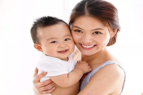 宝宝不能用的牙膏(婴儿可以用牙膏吗)