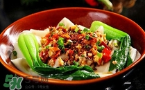 油泼面的正宗的配料有哪些,油泼面做法和配料 油泼面的正宗的配料有哪些,油泼面做法和配料