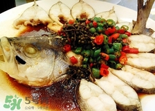 清蒸鲈鱼的做法 家常的做法,清蒸鲈鱼的做法和步骤 清蒸鲈鱼的做法 家常的做法,清蒸鲈鱼的做法和步骤