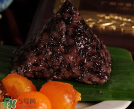 黑米粽子的做法和配料,黑米粽子的做法窍门