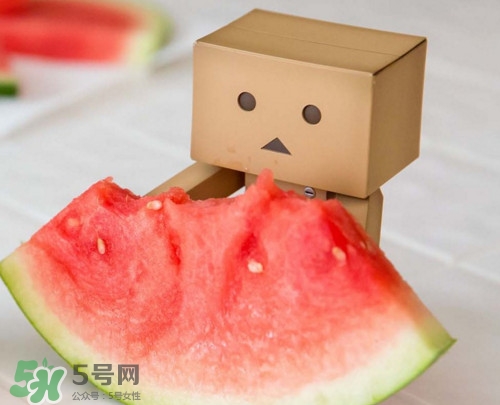 西瓜对人体有什么好处和坏处,南瓜有什么好处