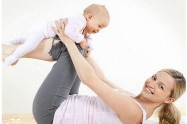 子宫下垂有什么症状?怎么治疗,子宫下垂有什么症状有什么危害