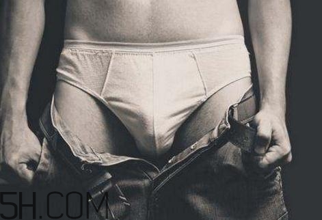 无精症发病症状(无精症会有什么症状)