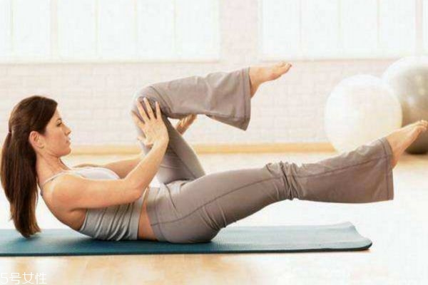 产后瑜伽能减肥吗,产后多久可以练瑜伽减肥 产后瑜伽能减肥吗,产后多久可以练瑜伽减肥