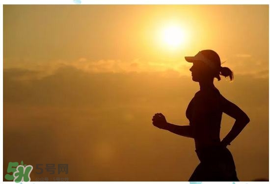 哺乳期减肥食谱一周减10斤,哺乳期减肥食谱一日三餐