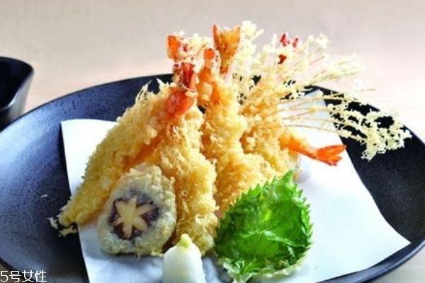 天妇罗是怎么做的呢(天妇罗是什么做的)