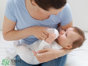 产后涨奶怎么缓解,生产后如何缓解涨奶