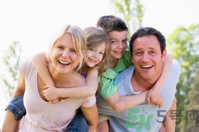 父母的性格决定孩子的性格,孩子的性格取决于家长吗?