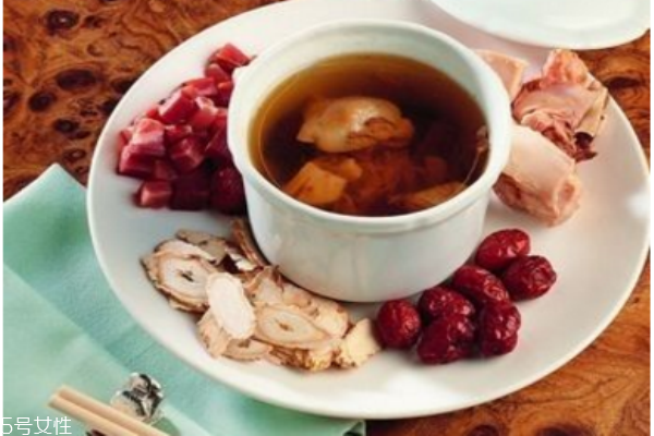 雪蛤炖花旗参的功效,雪蛤的做法 雪蛤炖花旗参的功效,雪蛤的做法