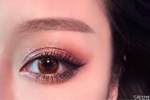 眼影有必要买贵的吗(眼影有必要买贵的吗知乎) 眼影有必要买贵的吗(眼影有必要买贵的吗知乎)