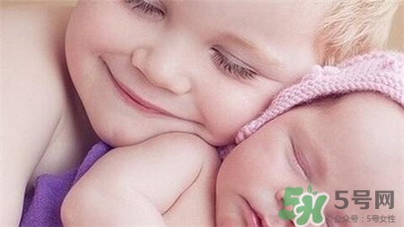 二胎剖腹产比一胎疼吗?,二胎剖腹产比一胎疼吗? 已解决