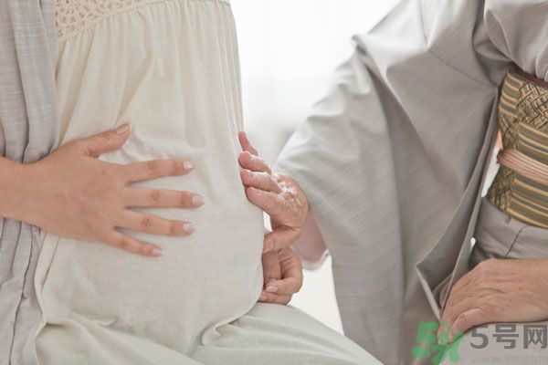 自然生产和剖腹产区别,自然生还是剖腹产生好