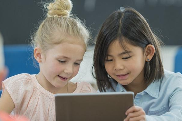 怎样培养孩子社交能力,培养孩子社交能力最简单的方法是什么?