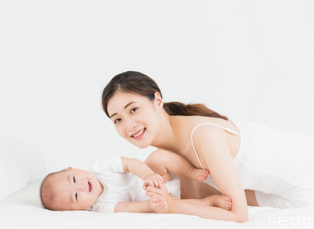 早产儿游泳注意事项,早产儿游泳的最佳时间 早产儿游泳注意事项,早产儿游泳的最佳时间