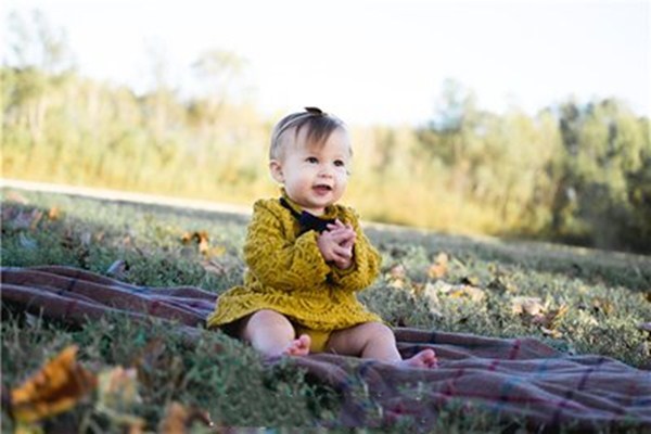 姓于的男孩俩字名字,于姓两个字名字大全