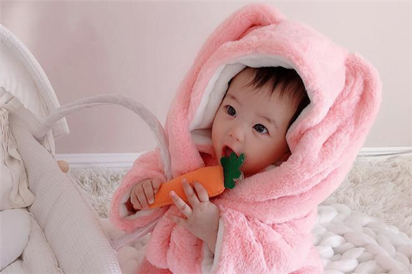 2020年出生的李姓宝宝取名,2020李姓宝宝取名字大全