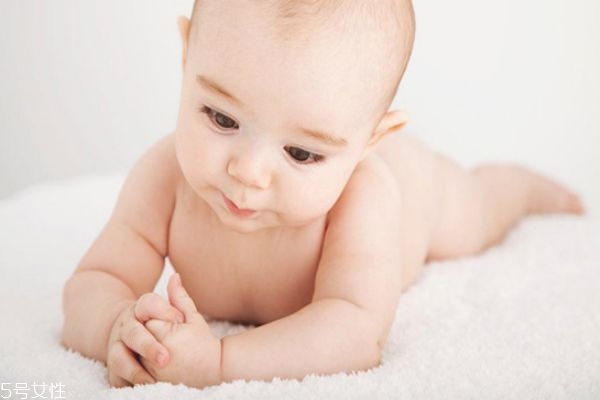 新生儿便秘症状有哪些症状,新生儿便秘怎么解决