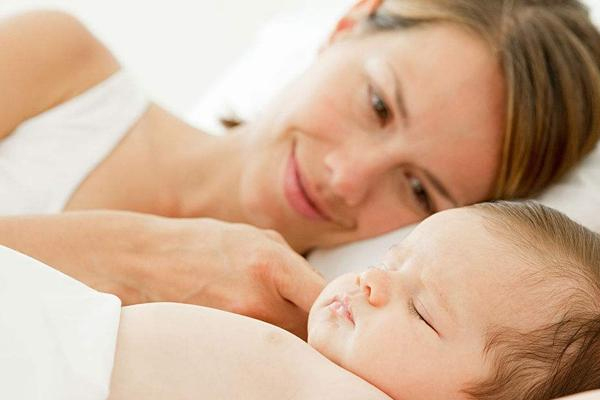 宝宝肚子胀气怎么揉肚子,新生儿肚子胀气怎么按摩手法视频