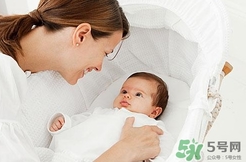 新生儿满月体检有哪些项目,新生儿满月体检挂什么科