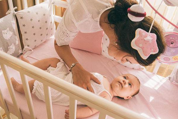 婴儿老哭怎么办,宝宝怎么老哭怎么回事