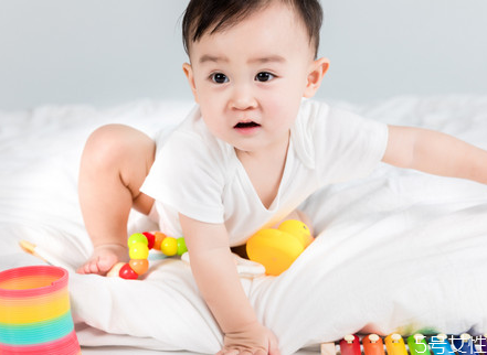 十个月的宝宝吃什么辅食好,十个月宝宝可以吃什么辅食