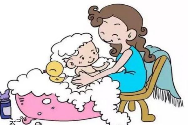 给宝宝洗头的正确方法,婴儿如何洗头