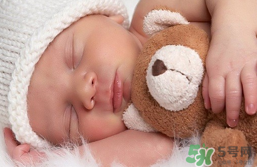 冬季湿疹是什么原因,季节性湿疹是什么原因引起的