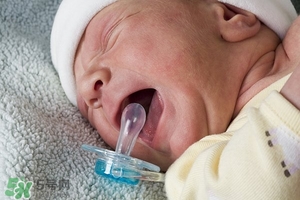 宝宝哭闹的7个常见原因,宝宝哭闹是什么原因