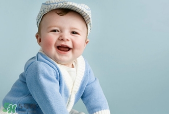 刚出生小男孩起名大全,过年生的男宝宝小名