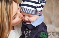 25度婴儿盖什么被子,婴儿25度盖多少被子