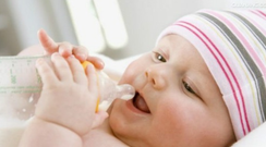 婴儿吃奶量怎么计算,婴儿吃奶量怎么计算公式