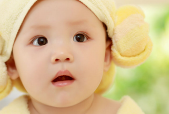 宝宝晚上尿多怎么办,婴儿夜间尿多怎么回事