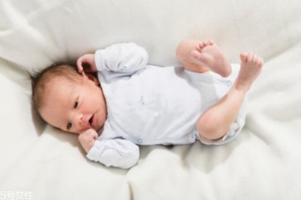 冬天宝宝保暖注意事项,冬季使用暖宝宝注意事项