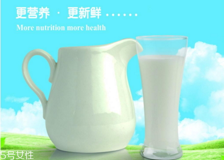 宝宝年龄段喝奶标准,宝宝喝鲜奶