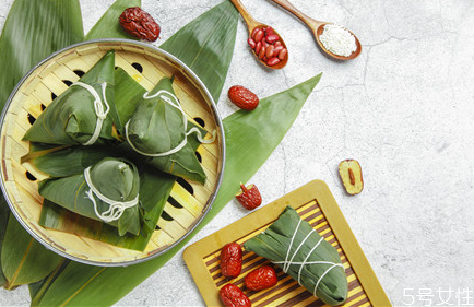 小孩子粽子吃多了会怎样,小孩子常吃粽子好吗 小孩子粽子吃多了会怎样,小孩子常吃粽子好吗