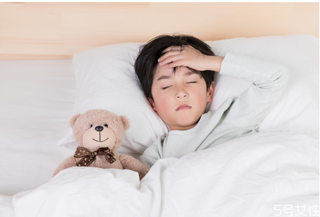 宝宝尿路感染反复发作是怎么回事,婴儿反复尿路感染主要原因 宝宝尿路感染反复发作是怎么回事,婴儿反复尿路感染主要原因